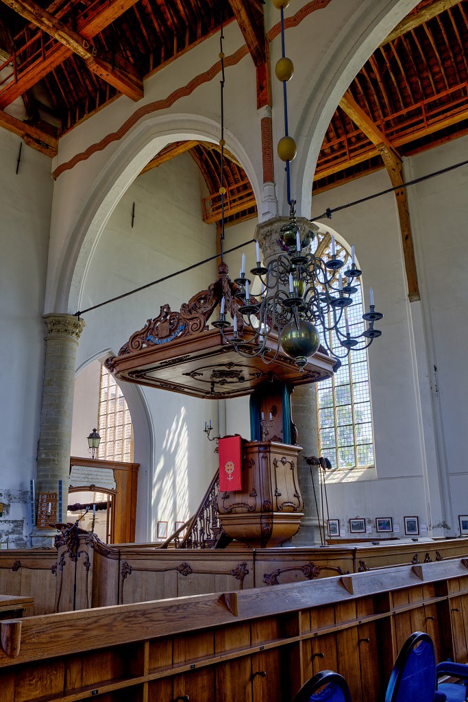 HDR Sint Nicolaaskerk grote kerk eglise church kerkfotografie Brouwershaven Jacob Cats religie religion gotiek bezienswaardigheden protestant rooms katholiek